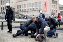 350 manifestantes anti-confinamento detidos na Bélgica