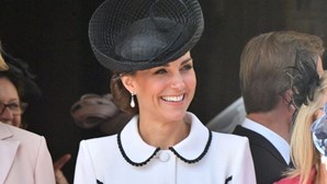 Kate Middleton foi vista num mercado rural em Windsor "feliz, relaxada e saudável". Veja o vídeo