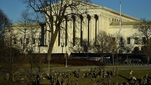 Autoridades chamadas ao Supremo Tribunal dos EUA devido a ameaça de bomba