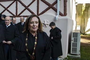 Diretora do DIAP reage à espionagem a jornalistas: "Não é nas vossas casas, pois não?"