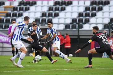 Fc Porto Bate Nacional No Prolongamento E Segue Em Frente Na Taca Apos Jogo Polemico Futebol Correio Da Manha