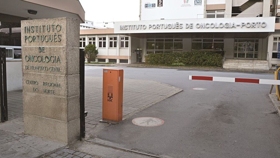 Morte de auxiliar do IPO após ser vacinada contra a Covid-19 deixa Saúde em alerta
