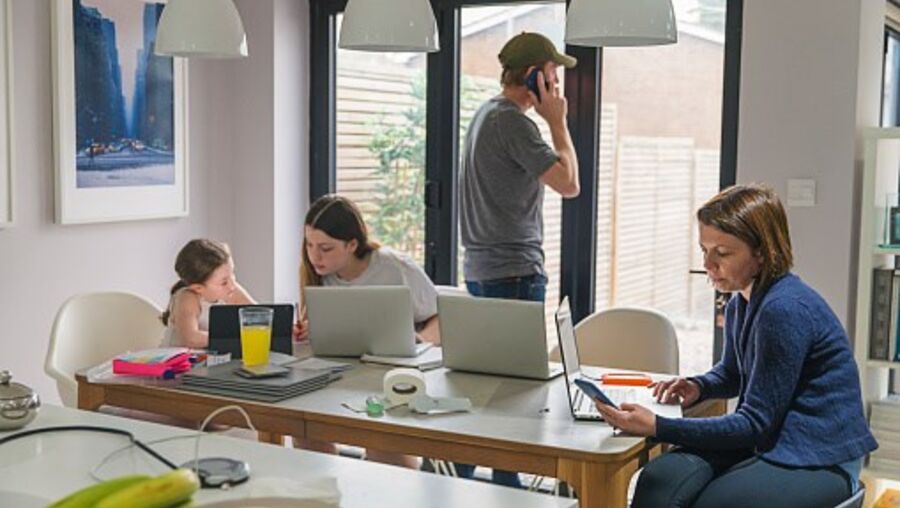 Crianças, ensino à distância	