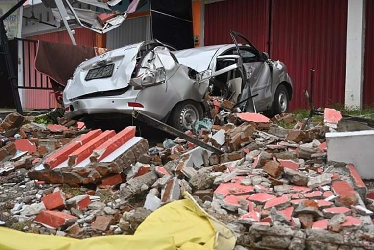 Número de mortos causados por sismo na Indonésia sobe para 56
