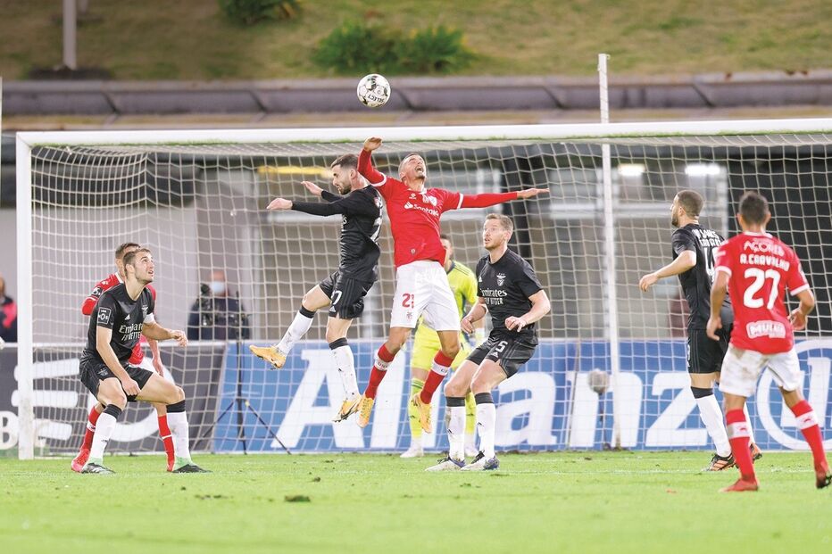 Imagem 04 ABERTURA 37533662 copy.jpg (8414414) (Milenium)