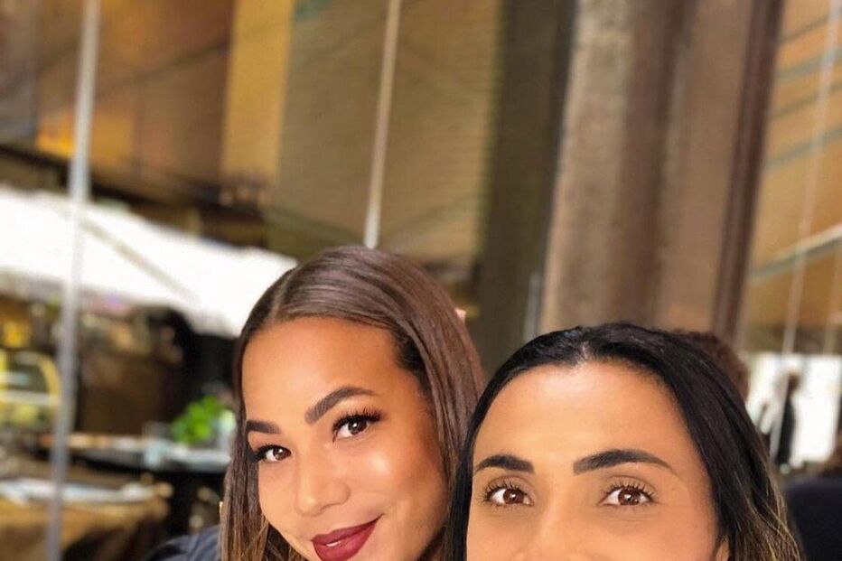 Marta Vieira da Silva e a noiva, Tony Pressley