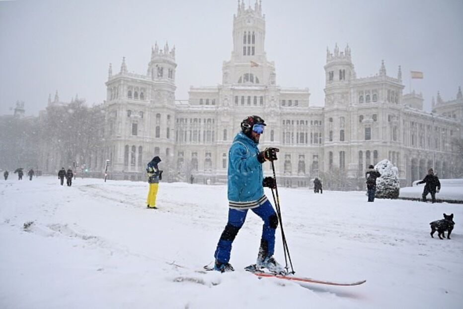 Tempestade de neve paralisa Espanha