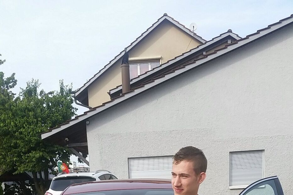 Cristina, Jorge e o filho, Rodrigo, morreram em violenta colisão com camião em contramão, em França