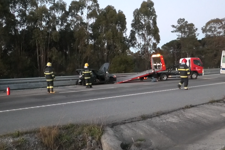 Militar da GNR ferido em colisão entre dois carros em Sines