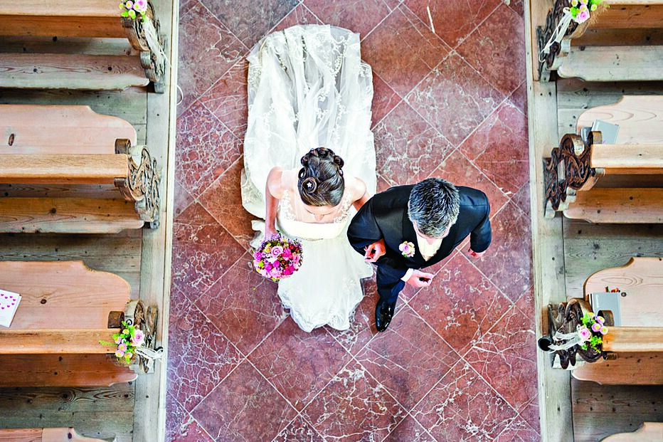 Casamentos proibidos pela Igreja Católica e adiados “para quando a situação sanitária o permitir” 