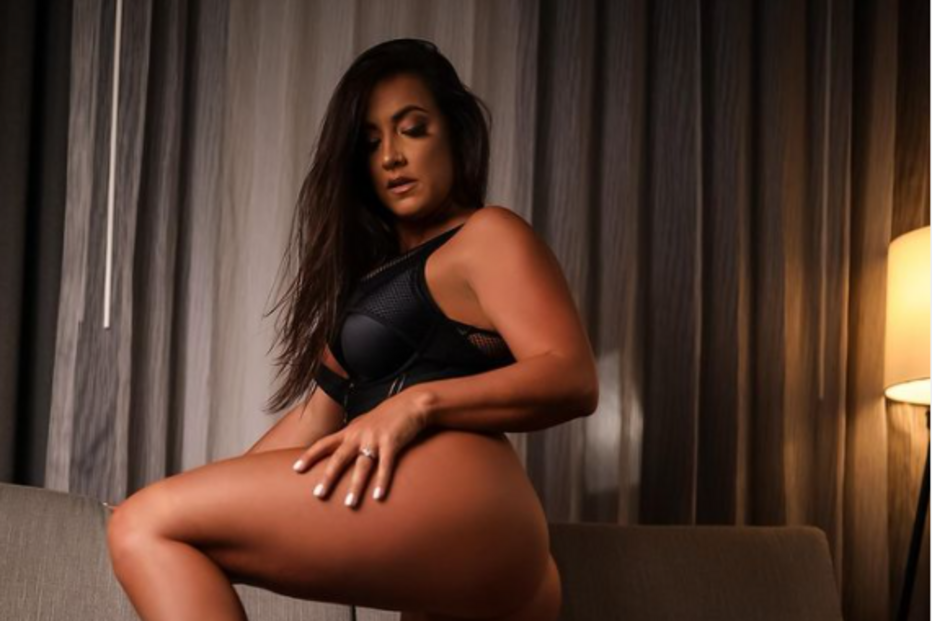 Courtney era professora