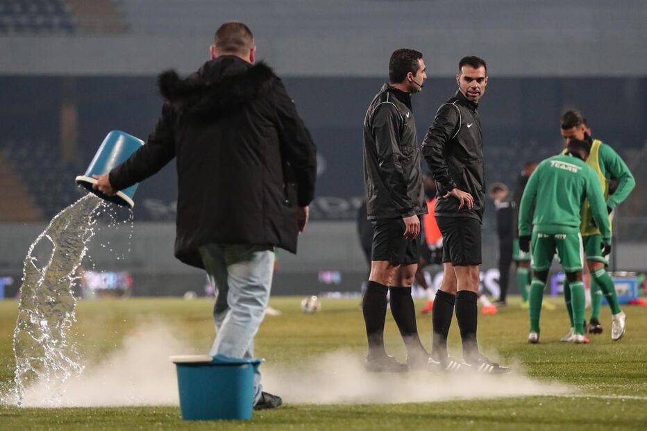 Gelo obriga a adiar jogo entre Vitória de Guimarães e Farense