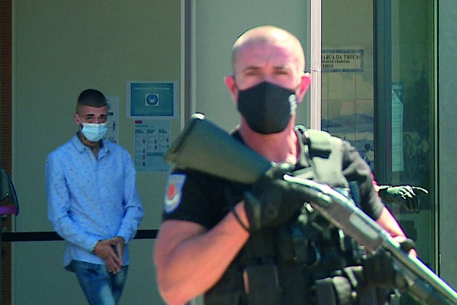 Hugo Saraiva protagonizou, em 2017, uma mediática fuga do Tribunal de Instrução Criminal do Porto, com os tios 