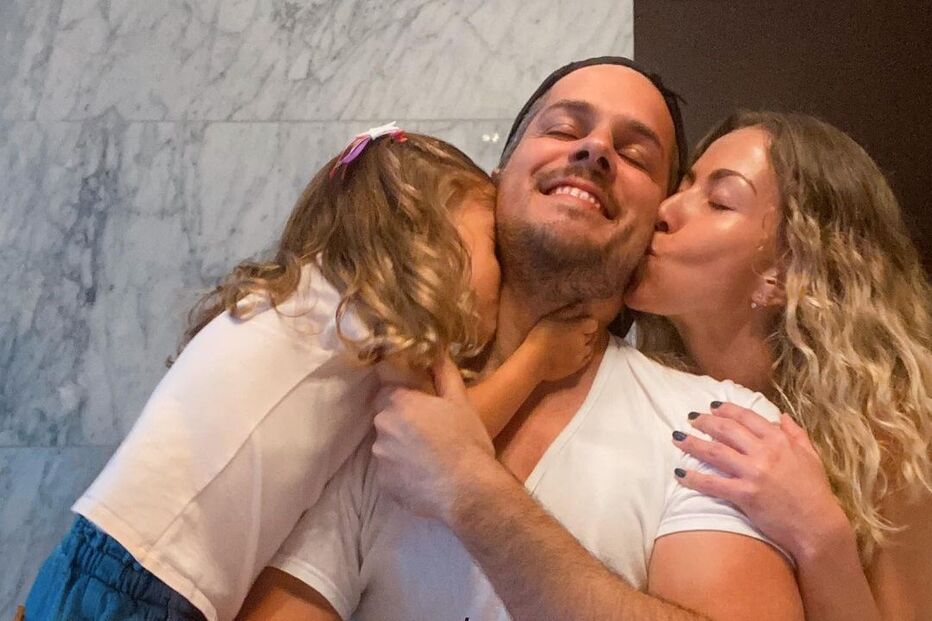 Mickael Carreira, Laura Figueiredo