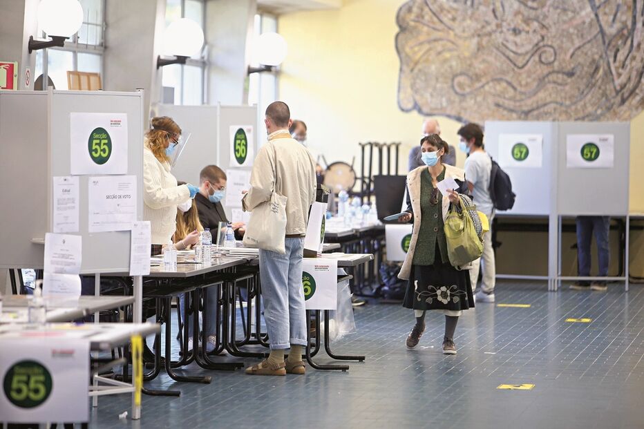 Imagem Abertura - 37677418.jpg (8647019) (Milenium)