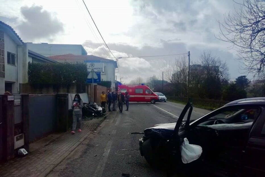 Motociclista ferido em despiste aparatoso em Famalicão