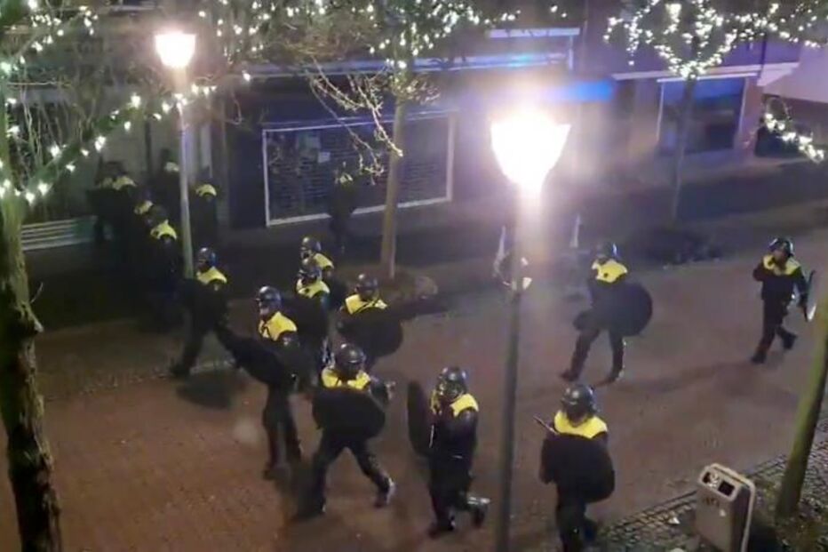 Violentos protestos na Holanda