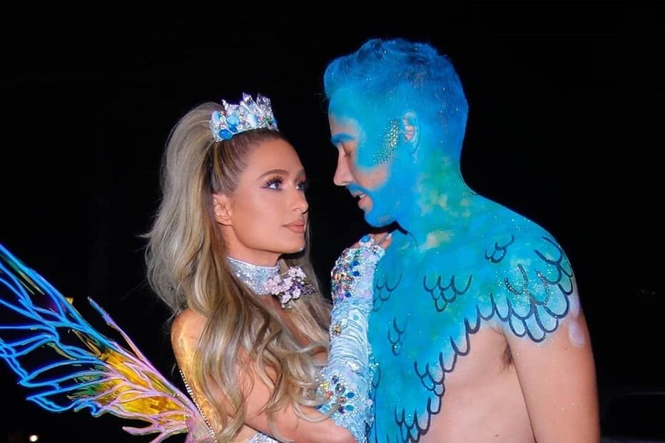 Paris Hilton com o namorado Carter Reum