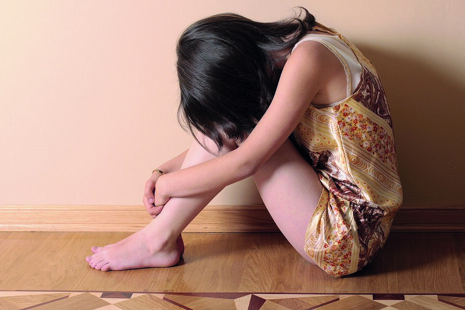 Menina começou a ser abusada quando tinha 12 anos. Conseguiu coragem para denunciar na escola