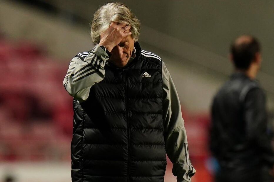 Jorge Jesus, de 66 anos, tem acusado negativo nos testes realizados à Covid-19