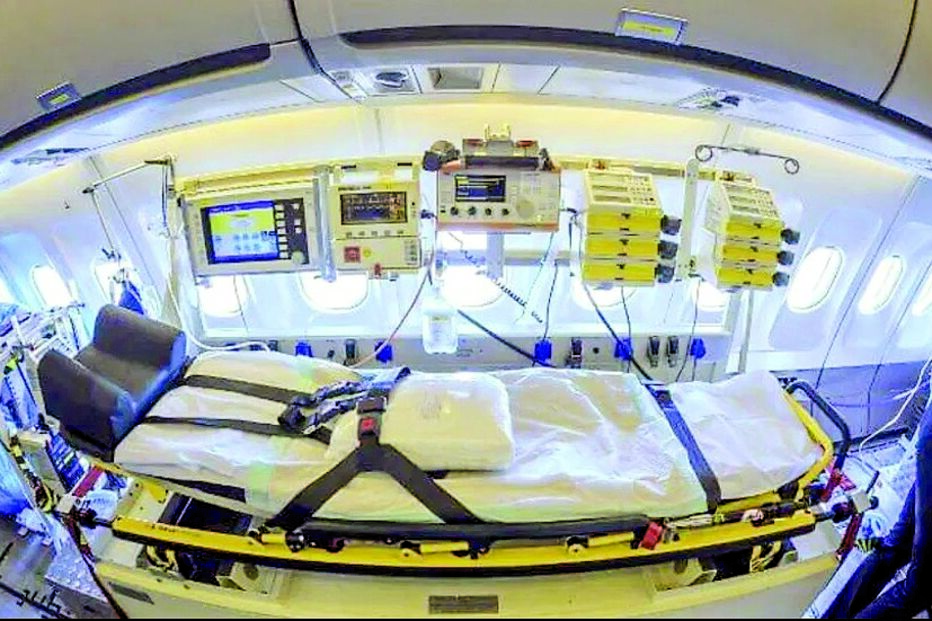 Capacidade para transportar até 16 doentes em Cuidados Intensivos