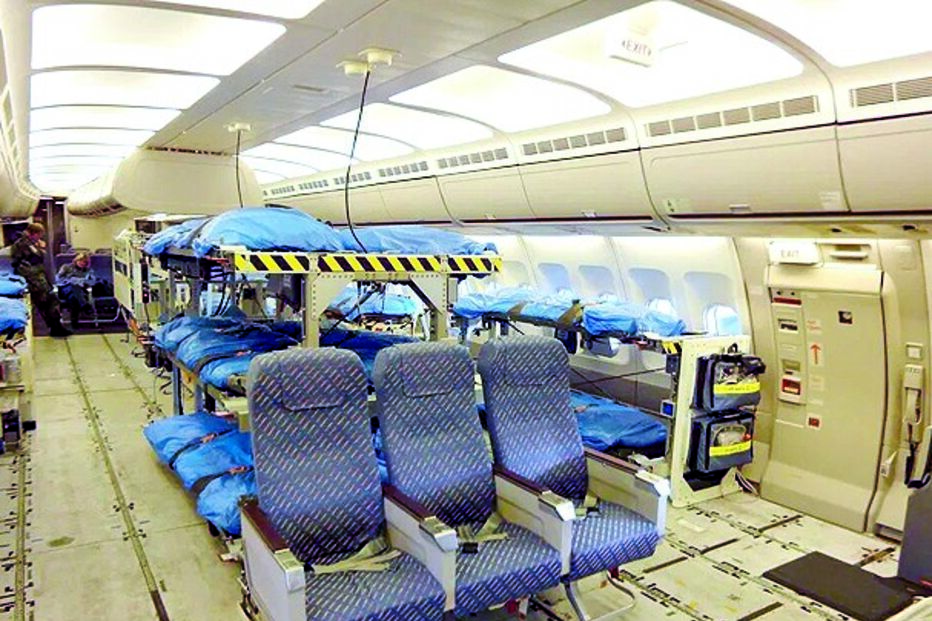 Aeronaves permitem várias configurações e são operadas por até 25 médicos, enfermeiros e técnicos