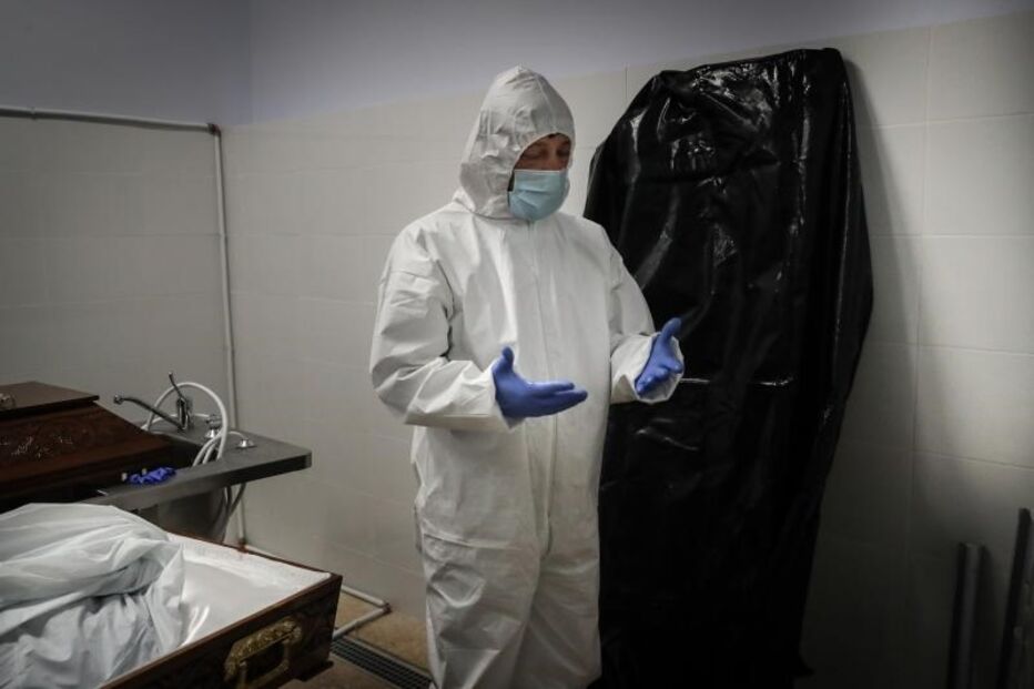 distanciamento da morte no frio do último adeus