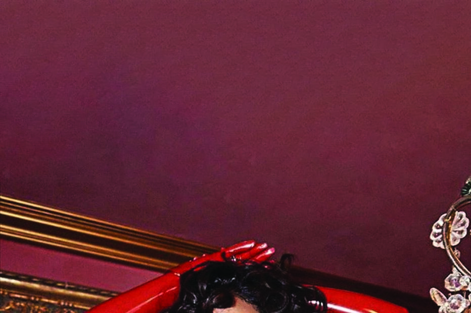 Rihanna protagoniza nova produção sensual 