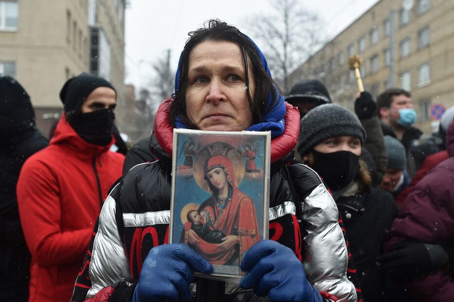 Milhares de pessoas protestam pela libertação de Alexei Navalny na Rússia. Veja as imagens