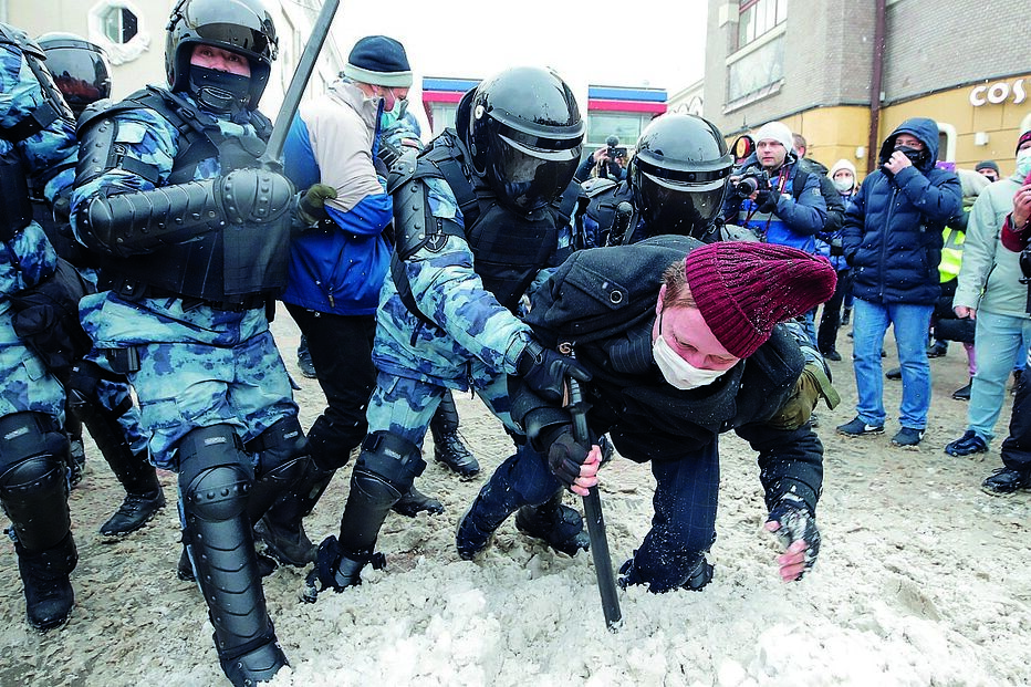 Manifestantes em nova vaga de protestos contra Putin