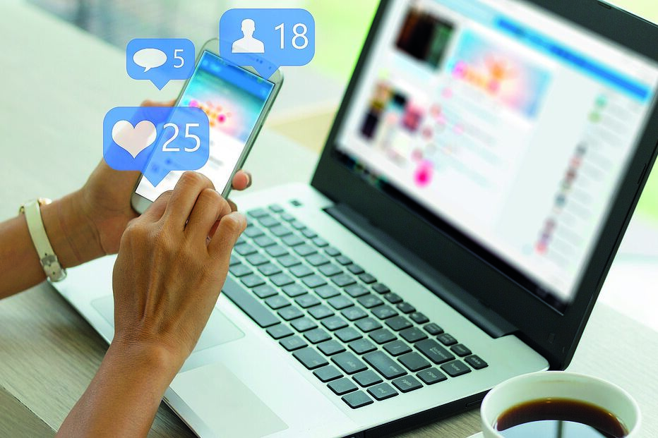 Redes sociais, digital, online