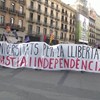 Estudantes saem à rua em Barcelona em protesto contra a detenção do rapper Pablo Hasél