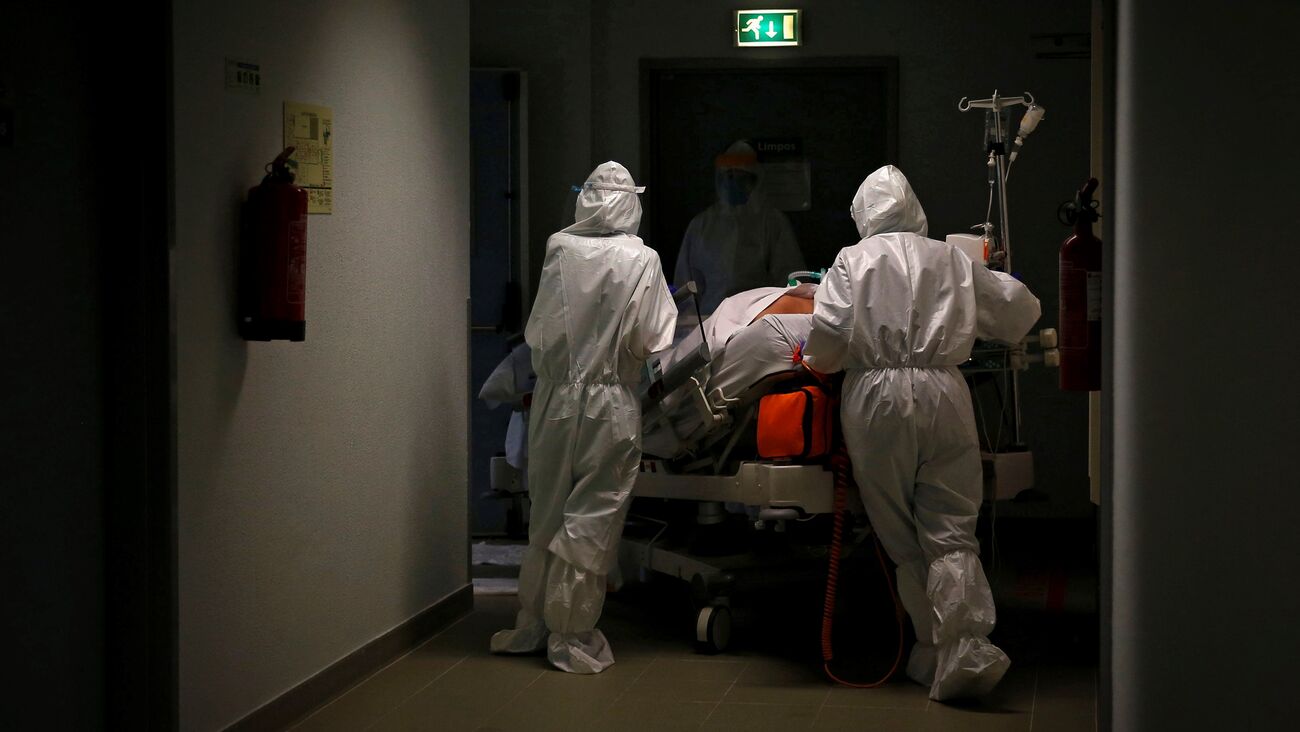 Crise nos hospitais: Os casos, as fotos e os vídeos que marcam a atualidade
