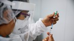 Regulador europeu estuda três novos efeitos secundários das vacinas da Pfizer e Moderna. Saiba quais são