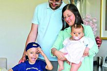 Cristiano Ronaldo e Gio ajudam menino com cancro