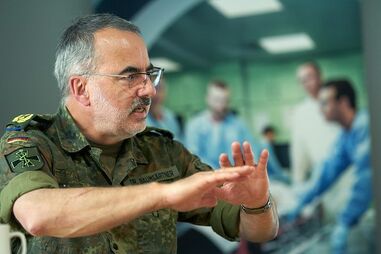 Ulrich Baumgärtner, de 60 anos, já conta com missões no Afeganistão e Kosovo