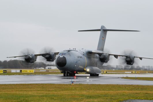 Avião militar alemão A400M de ajuda a Portugal no combate à pandemia