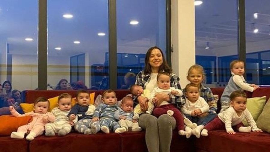 Christina com os 11 filhos