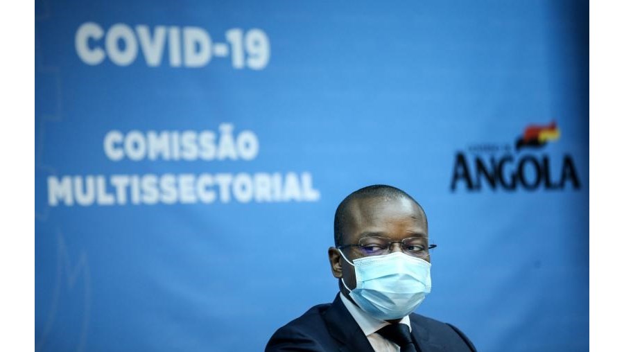 Ministro de Estado e chefe da Casa Civil do Presidente da República, Adão de Almeida