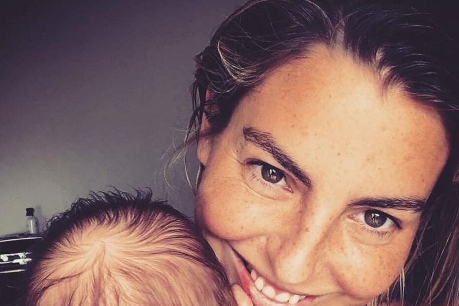 Jessica Athayde e Oliver, de um ano e meio