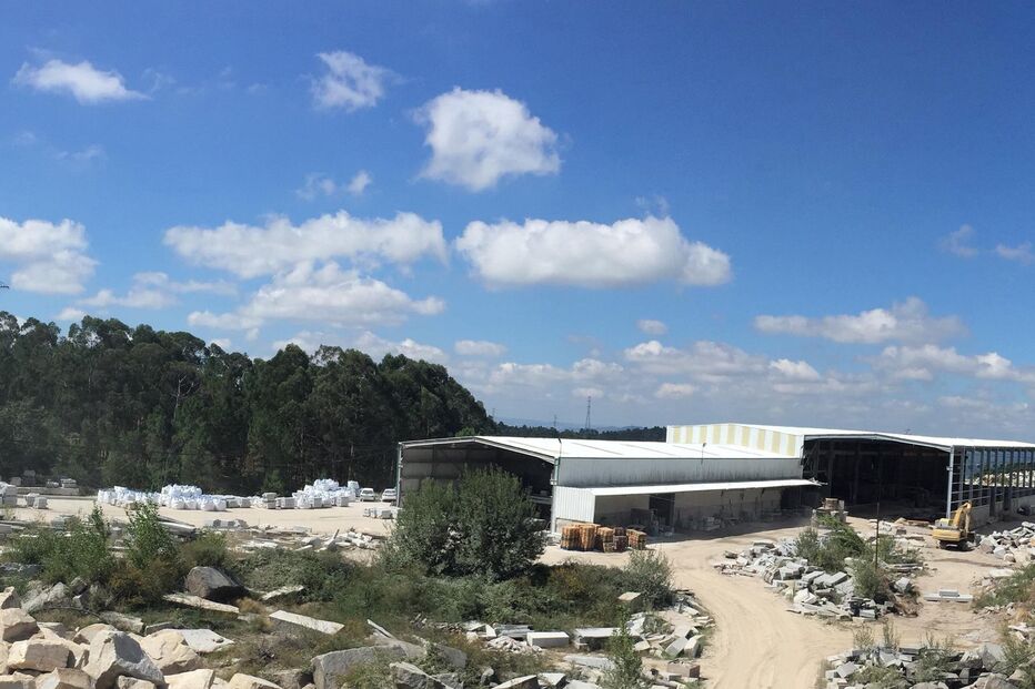 Pedreira em Guimarães fechada parcialmente por poluir bacia do rio Ave