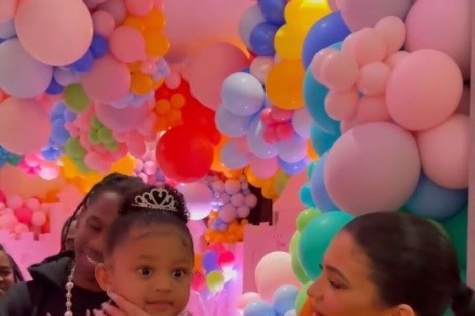 Kylie Jenner, Travis Scott e a filha Stormi