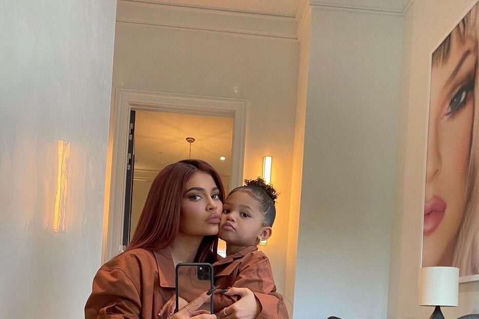 Kylie Jenner e a filha Stormi