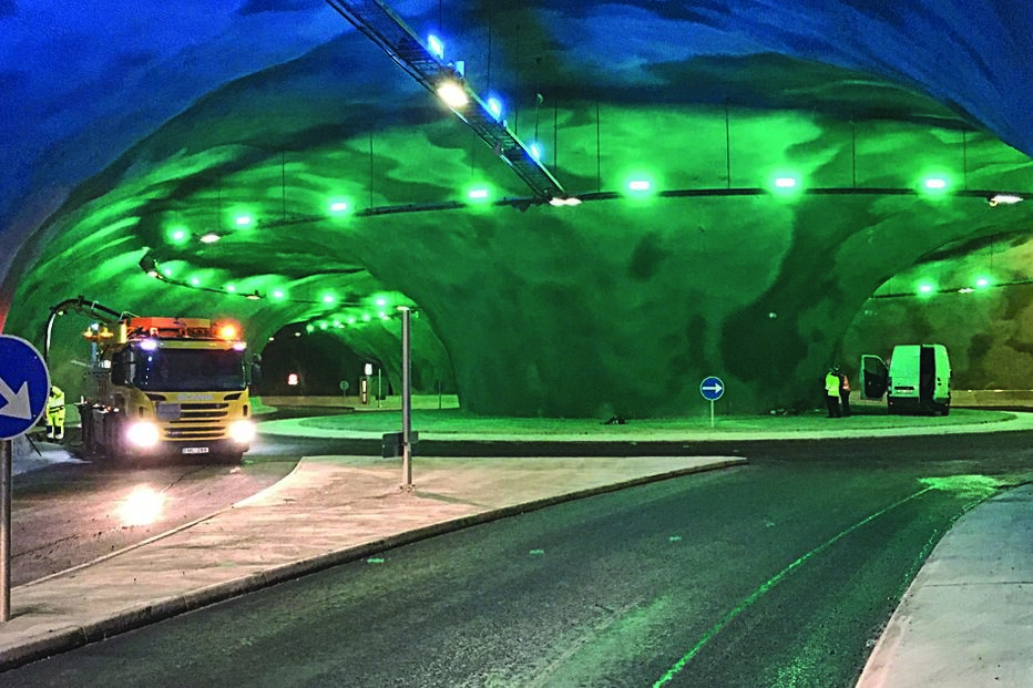 Primeira rotunda subaquática do Oceano Atlântico integra a ligação entre localidades das Ilhas Faroé