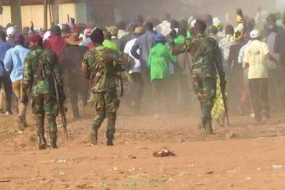 Dezenas de manifestantes angolanos impedidos pela polícia falam em feridos e detidos