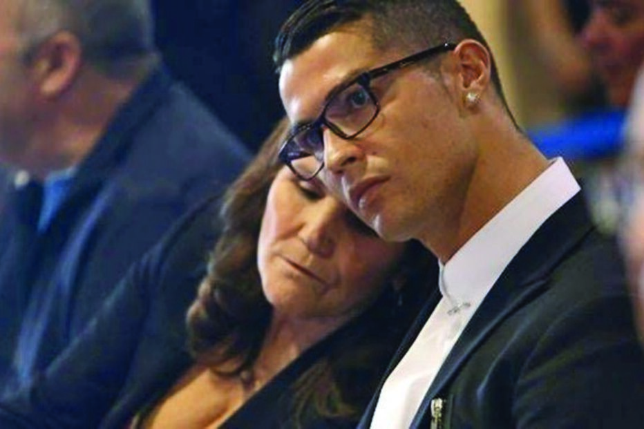 Dolores Aveiro com o filho Ronaldo