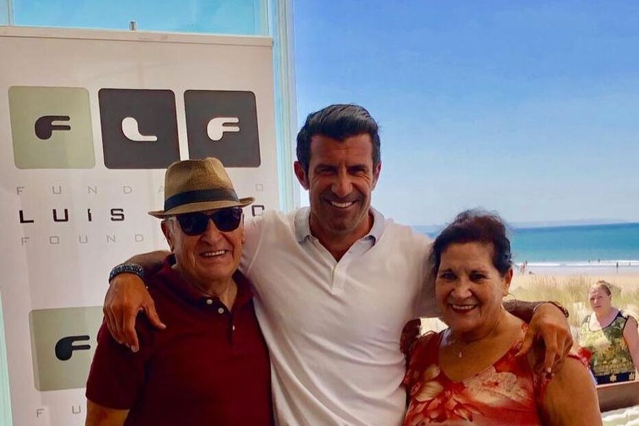 Luís Figo com os pais António Figo e Maria Joana