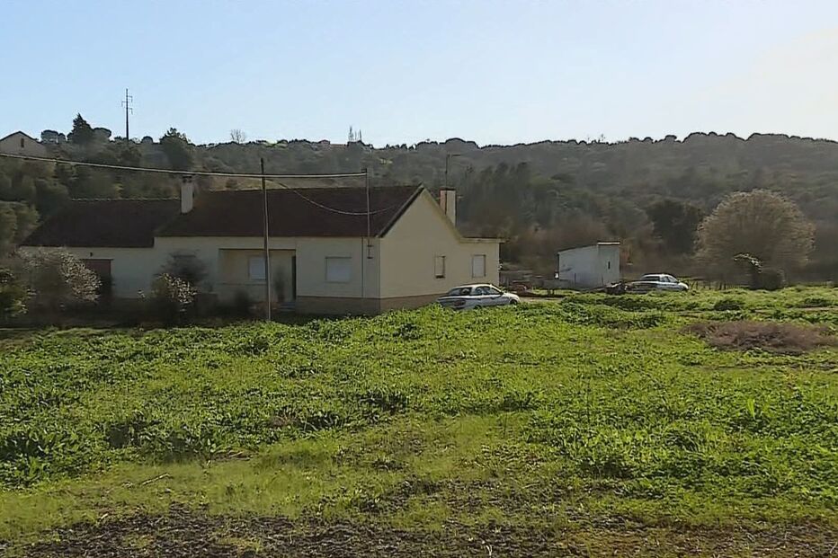 Homem tenta matar mulher na Azambuja