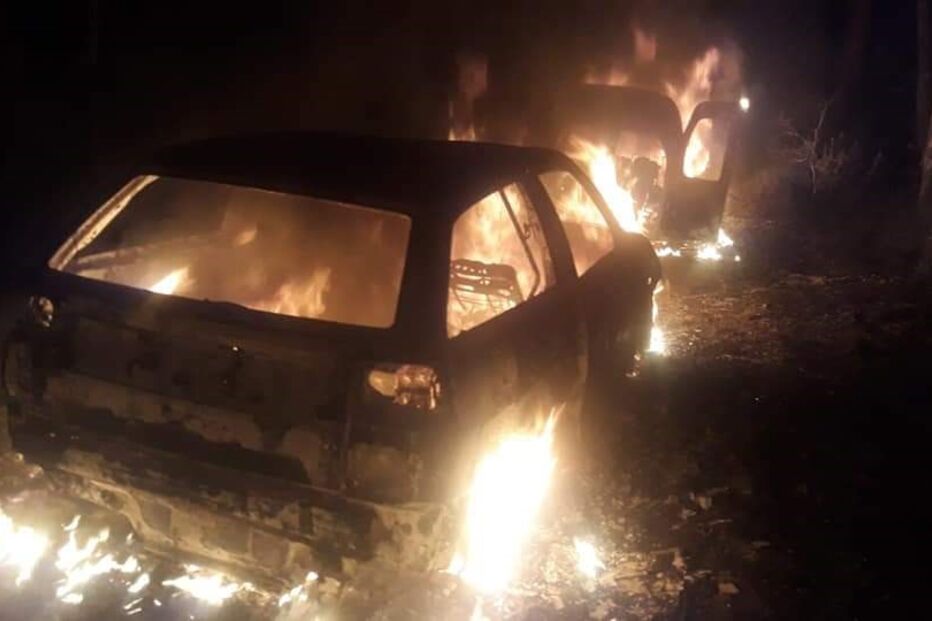 Dois carros destruídos pelas chamas em Albergaria-a-Velha
