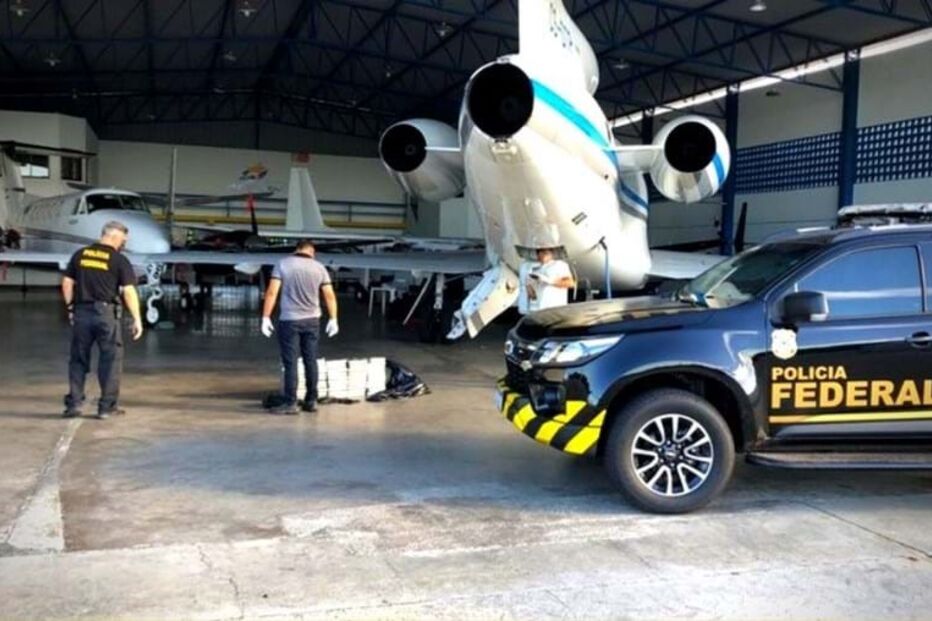 Droga foi apreendida pela Polícia Federal brasileira neste avião de uma companhia portuguesa